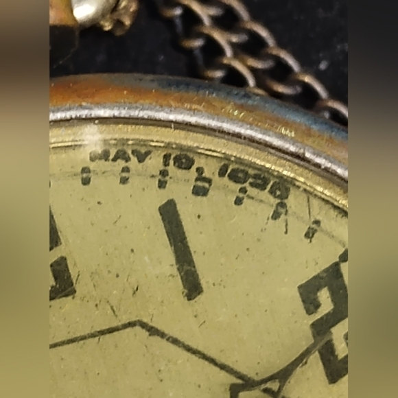 Vintage 20s Tip Top pocket watch - Picture 4 of 8